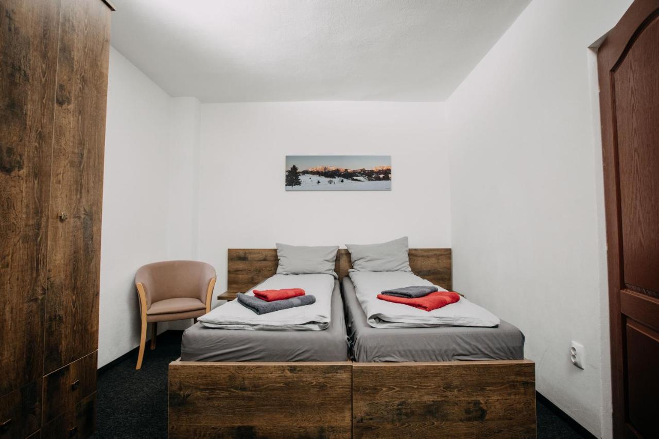 Pálya Hotel Gheorgheni  Esterno foto