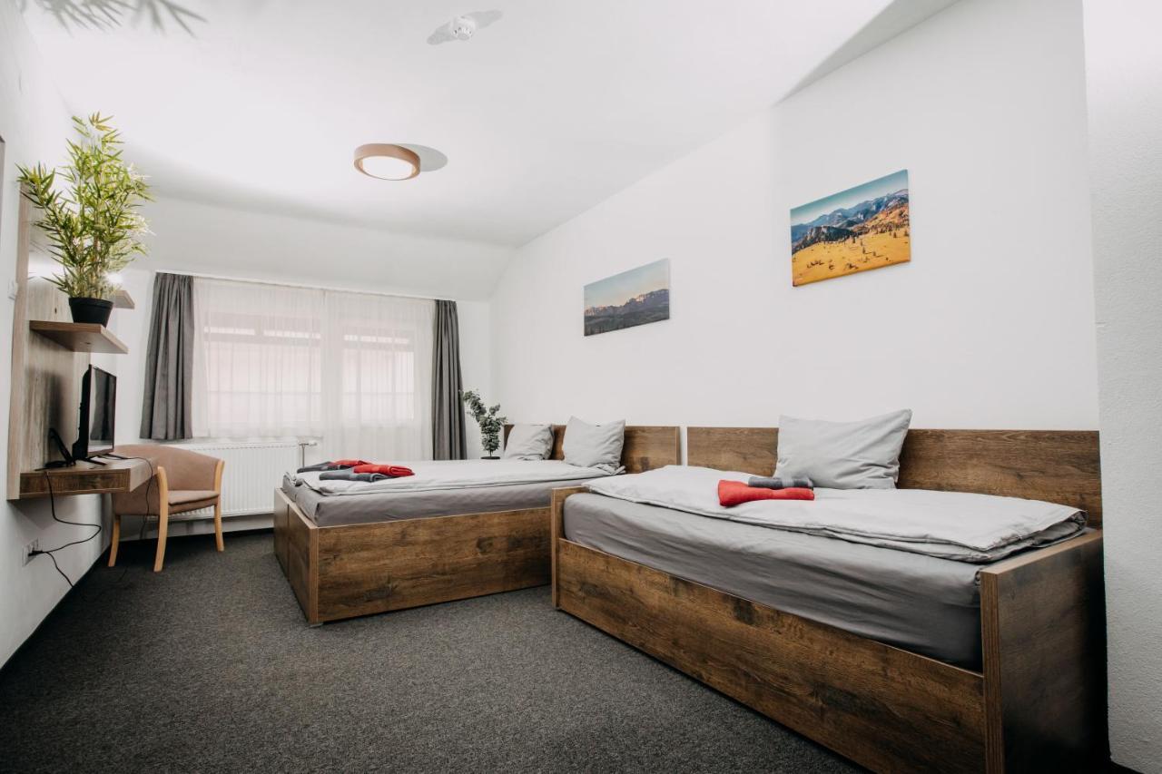 Pálya Hotel Gheorgheni  Esterno foto